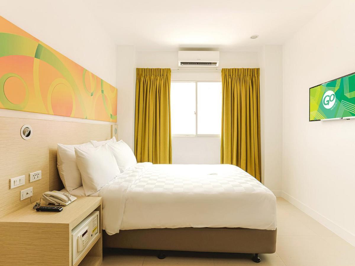 Go Hotels Manila Airport Road Paranaque City Екстер'єр фото