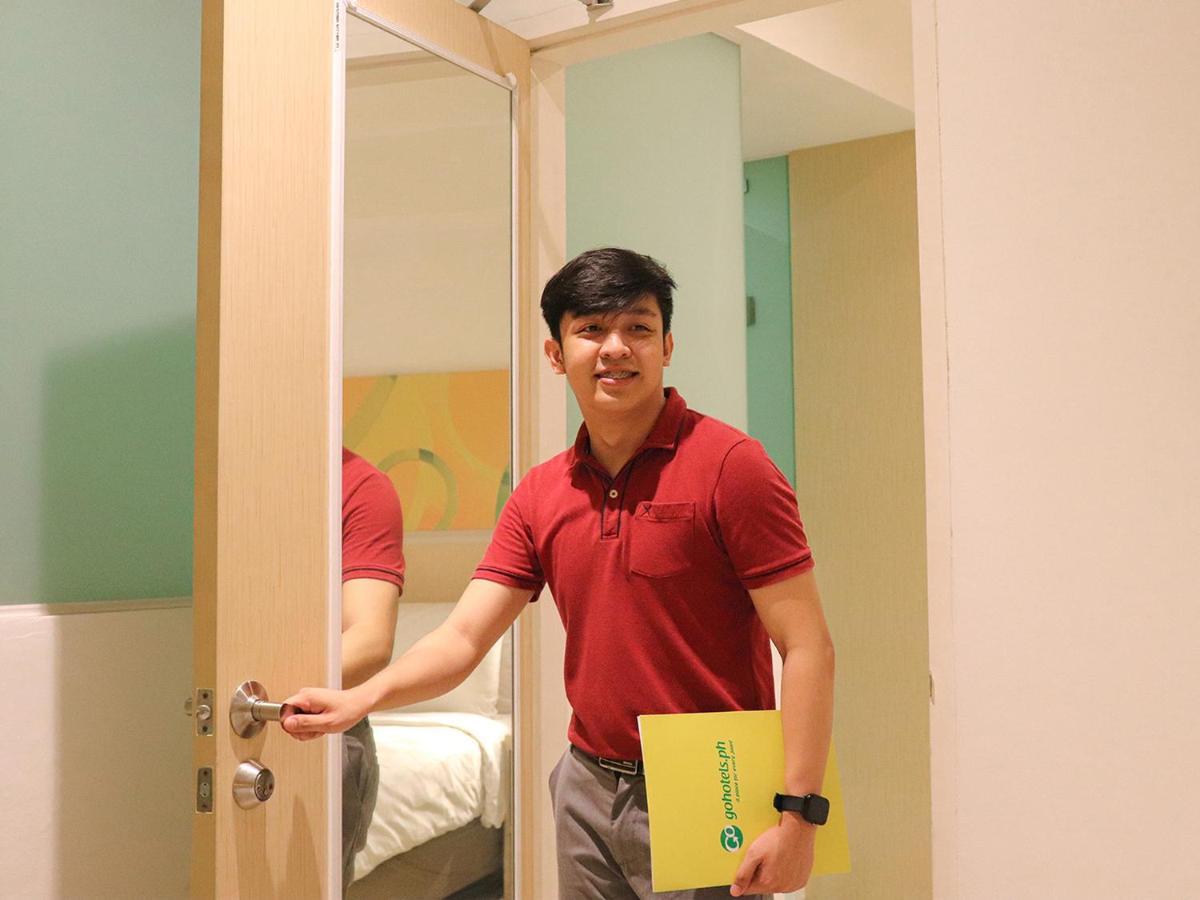 Go Hotels Manila Airport Road Paranaque City Екстер'єр фото