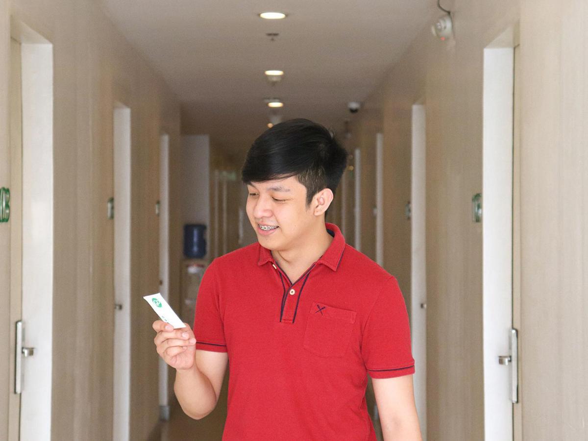 Go Hotels Manila Airport Road Paranaque City Екстер'єр фото