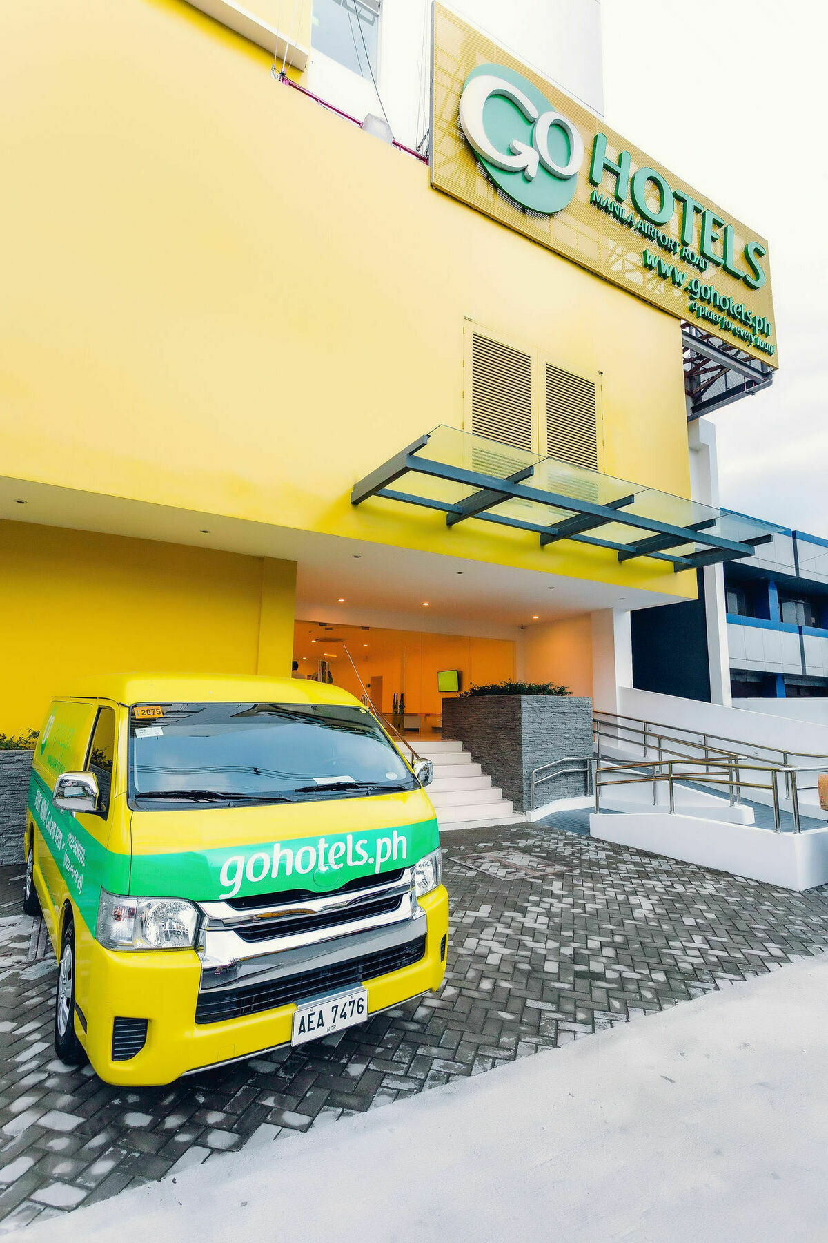 Go Hotels Manila Airport Road Paranaque City Екстер'єр фото